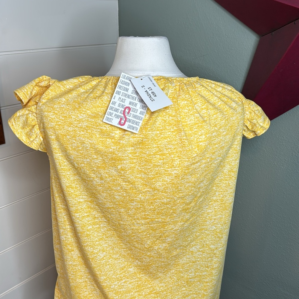 Lularoe Stasha Ruffle Top - Picture 2 of 5